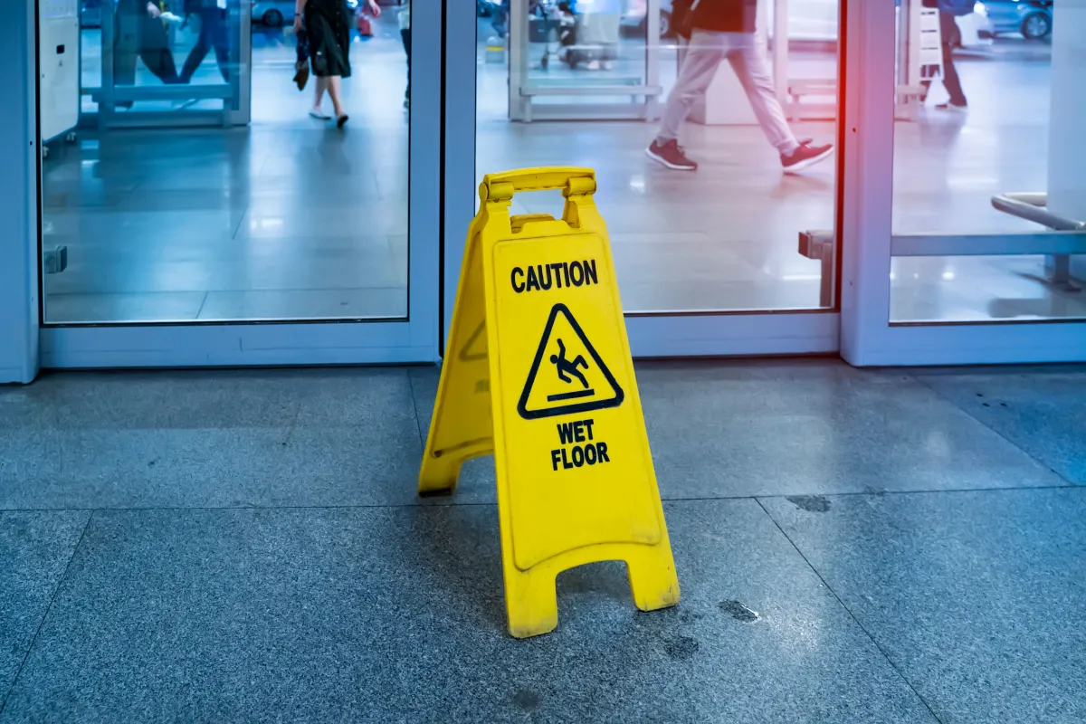 5 Mistakes That Can Ruin Your Slip and Fall Claim (2026 Guide)