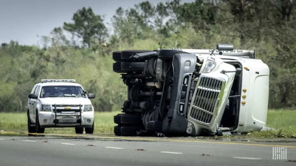 5 Mistakes That Will Devalue Your Truck Accident Claim (2026)