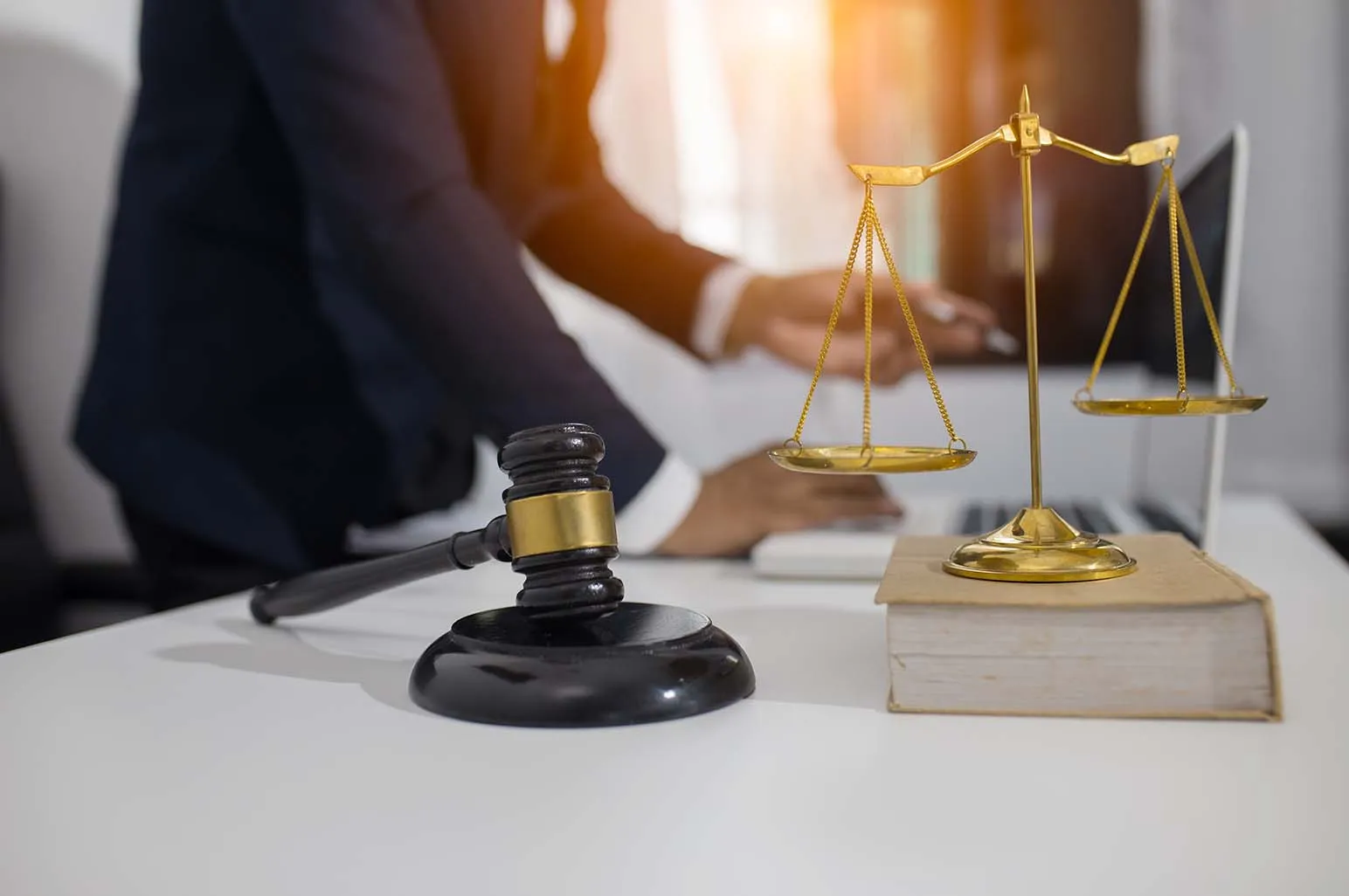 5 Red Flags to Spot When Choosing an Accident Attorney (2026)