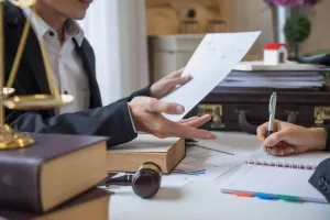 Big Firm vs. Small Which Local PI Attorney is Right for You