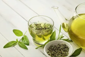 Efek Samping Minum Teh Hijau Bersamaan dengan Obat Anemia