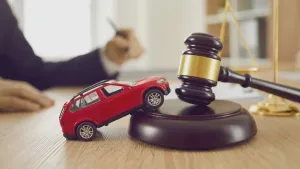 How a Car Wreck Lawyer Can Help You
