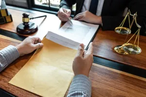 Found "Injury Attorneys Near Me"? A 5-Step Vetting Guide (2026)