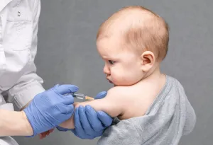 Jadwal Imunisasi DPT dan Polio Apakah Boleh Bersamaan