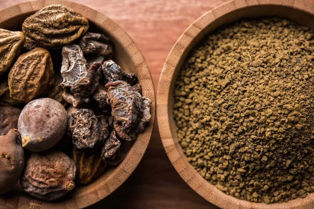 Man Herbal Triphala untuk Melancarkan Pencernaan