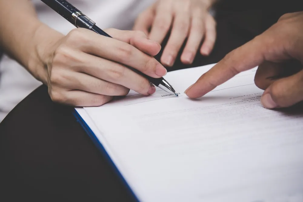 Searching for the Best Avoid These 5 Attorney Red Flags