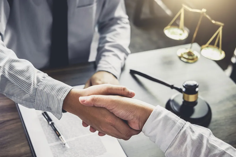 What to Prepare Before You Meet With a Car Accident Lawyer